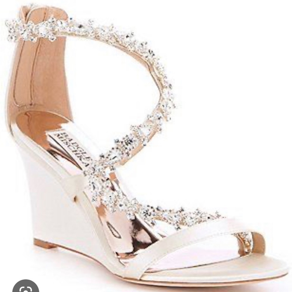 Badgley Mischka shoes size 8